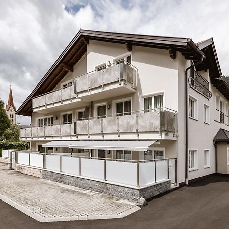 Apartmenthaus Goldeck รีด อิม โอเบอร์อินน์ทาล ภายนอก รูปภาพ
