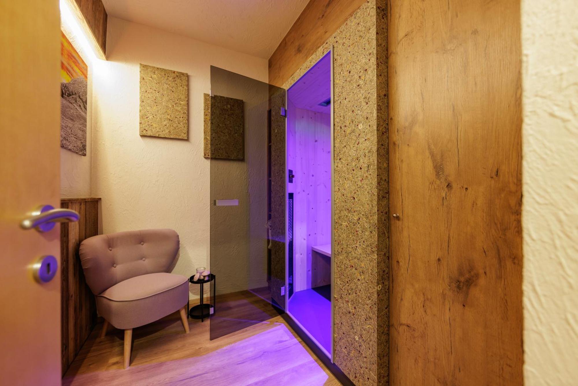 Apartmenthaus Goldeck รีด อิม โอเบอร์อินน์ทาล ภายนอก รูปภาพ