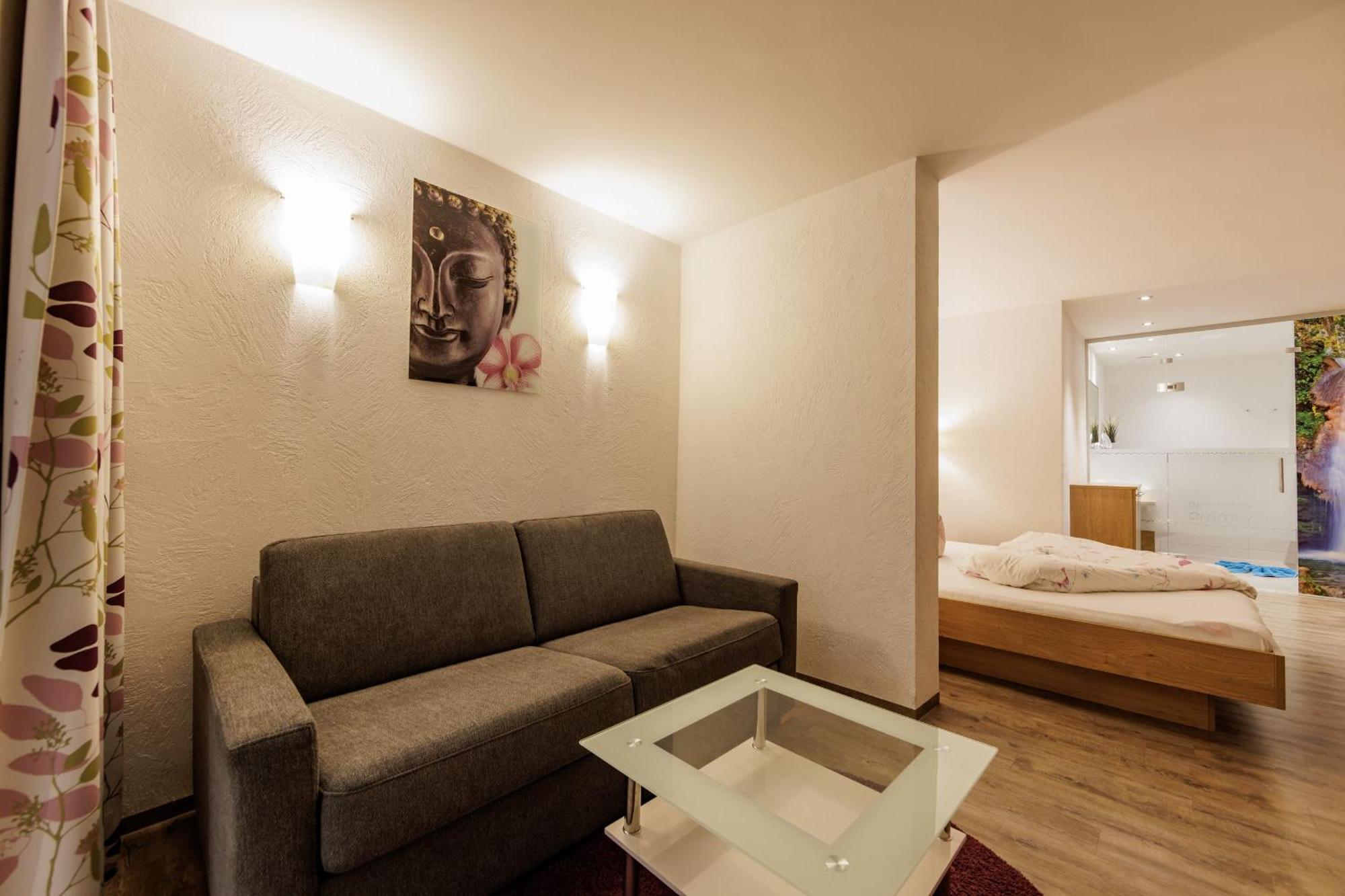 Apartmenthaus Goldeck รีด อิม โอเบอร์อินน์ทาล ภายนอก รูปภาพ
