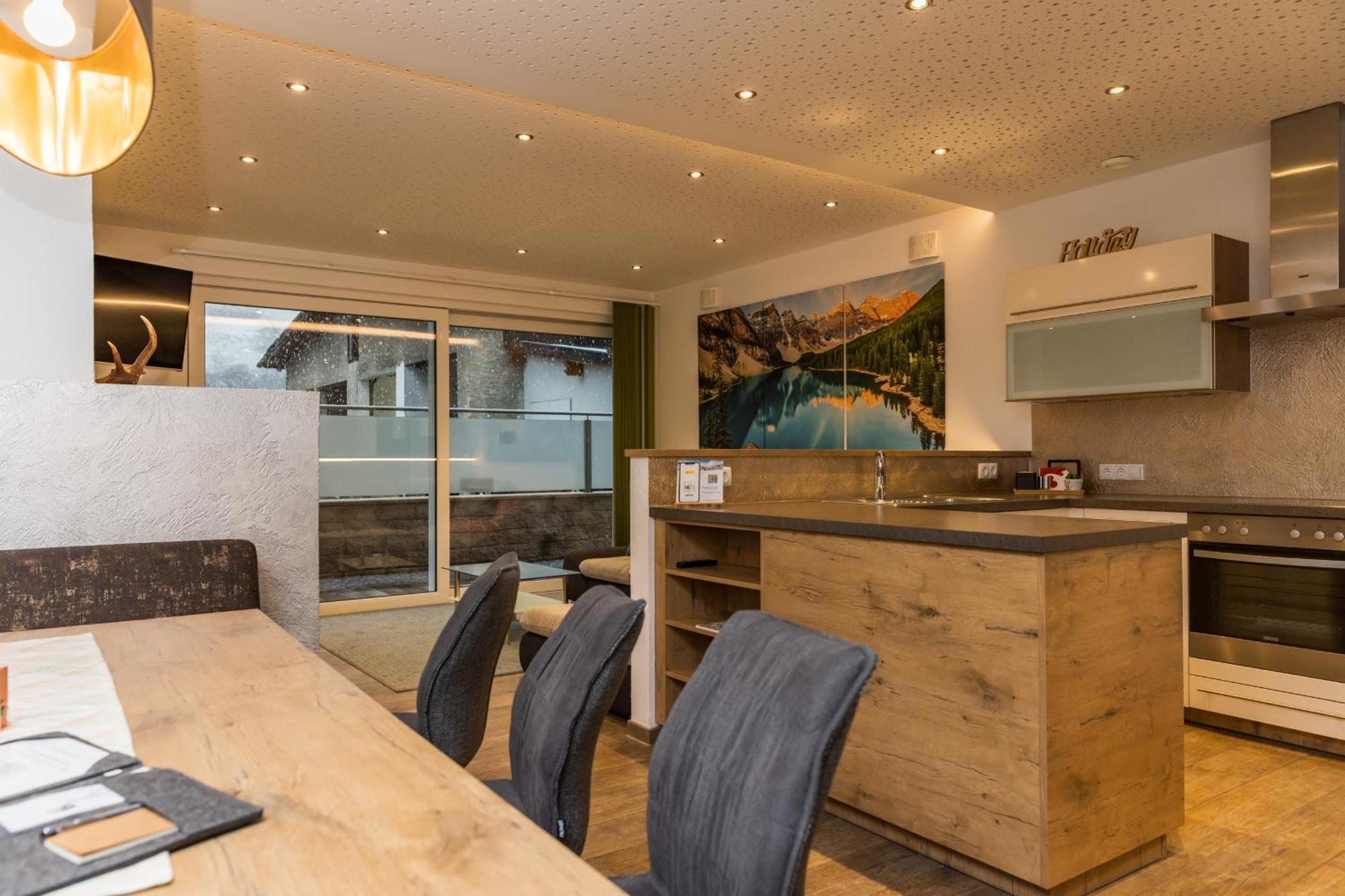 Apartmenthaus Goldeck รีด อิม โอเบอร์อินน์ทาล ภายนอก รูปภาพ